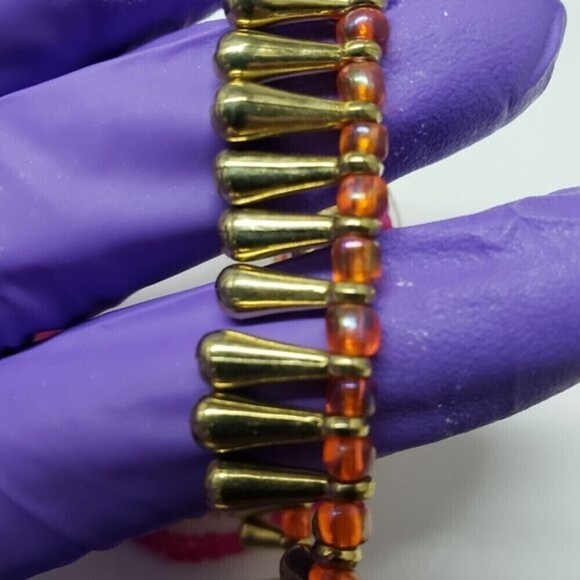 Women's Stylish Set of 5 Gold-tone Layered of Colorful Beaded Stretch Bracelets - Picture 7 of 9